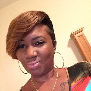 Meet your Posher, Lisha